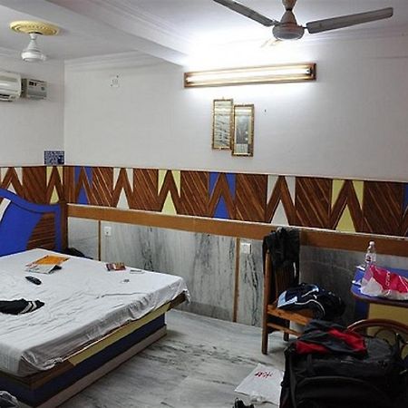 Ajay Guest House Nueva Delhi Exterior foto