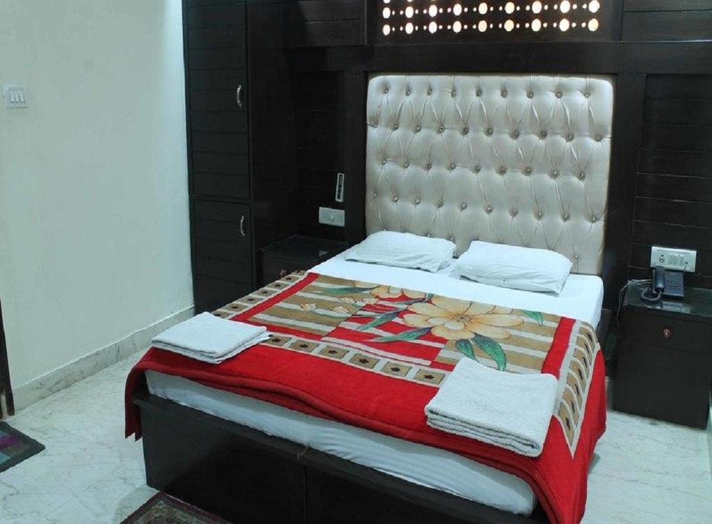 Ajay Guest House Nueva Delhi Exterior foto